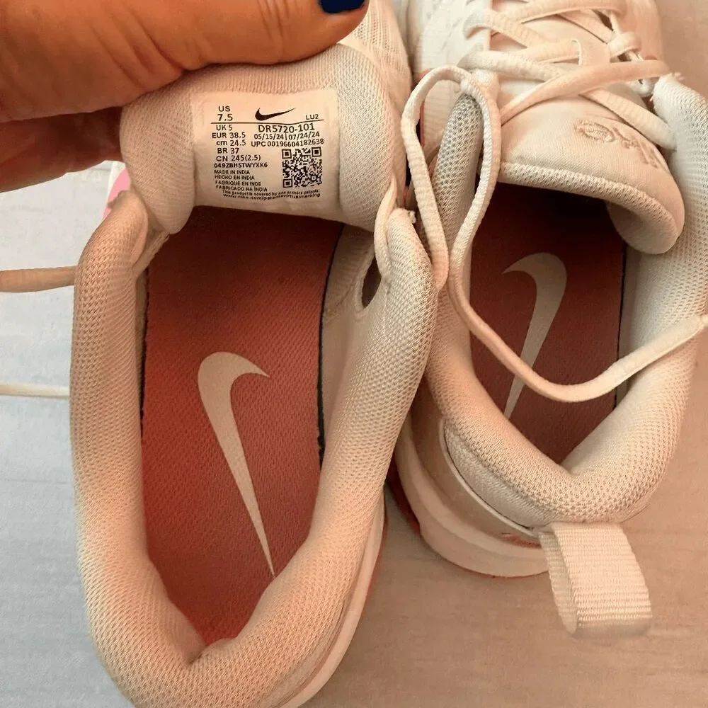 Nike Zoom Bella 6 Sand Drift Coral Chalk Womens 7.5 Cream DR5720 101 Sneakers - Picture 4 of 8